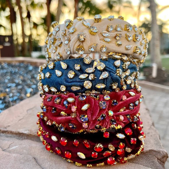 The Rosie Velvet Knotted Headband - Picture 2 of 4